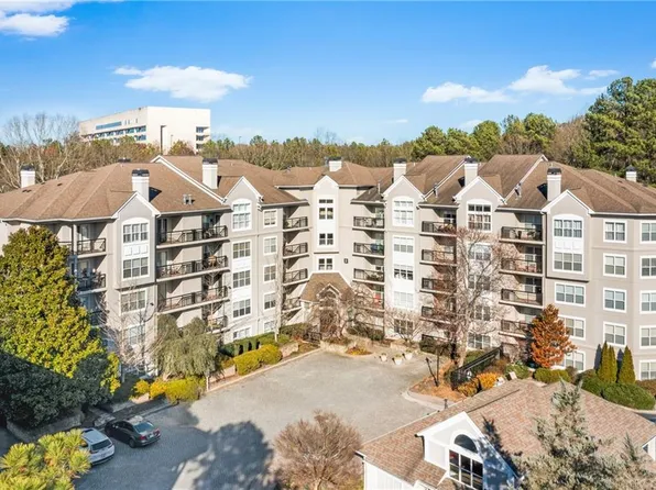 2109 River Green Dr NW, Atlanta, GA 30327