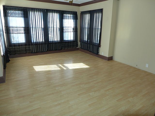 1st image of 6245 N Claremont Ave #2