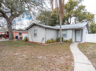 1712 N Club Ct, Tampa, FL 33612