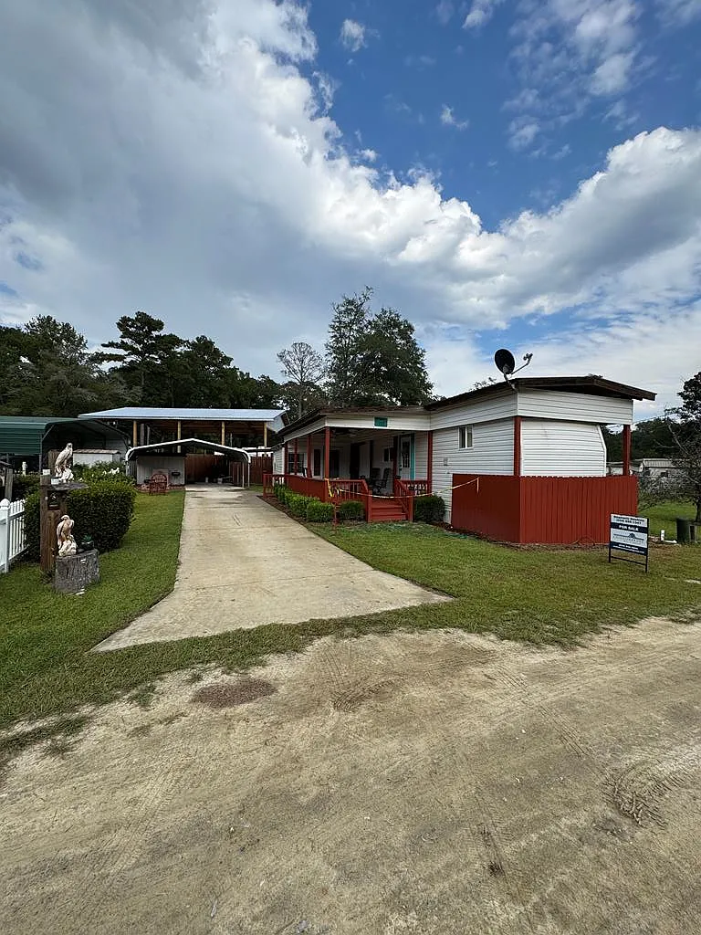 107 Winnie Loop photo 1