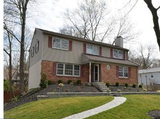 512 Arbordale Rd, Wayne, PA 19087