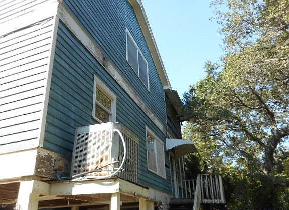 5th image of 473 Gulf Beach Dr