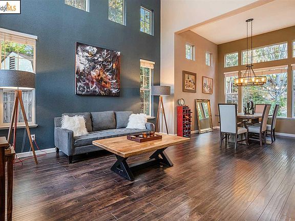 5th image of 4026 Bole Ct