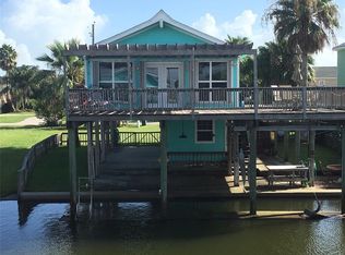 16604 Curlew Rd, Jamaica Beach, TX 77554