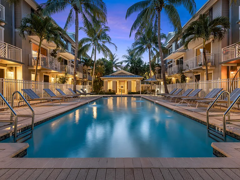 ANKR Wilton Manors — Photo 33