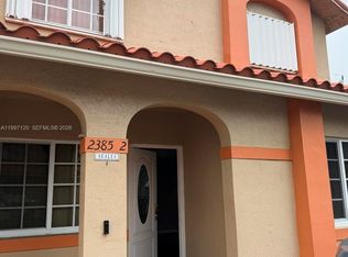 2385 W 69th St #B, Hialeah, FL 33016