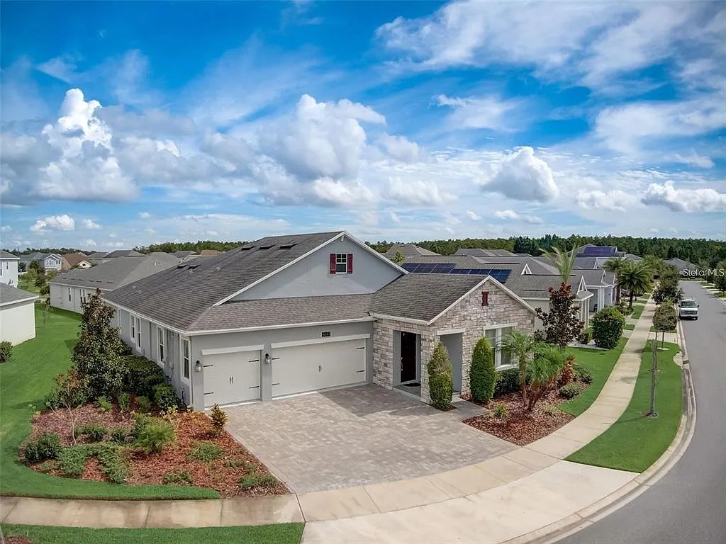 4 bed, 3.0 bath, 2655 sqft, $3,600 — Photo 3