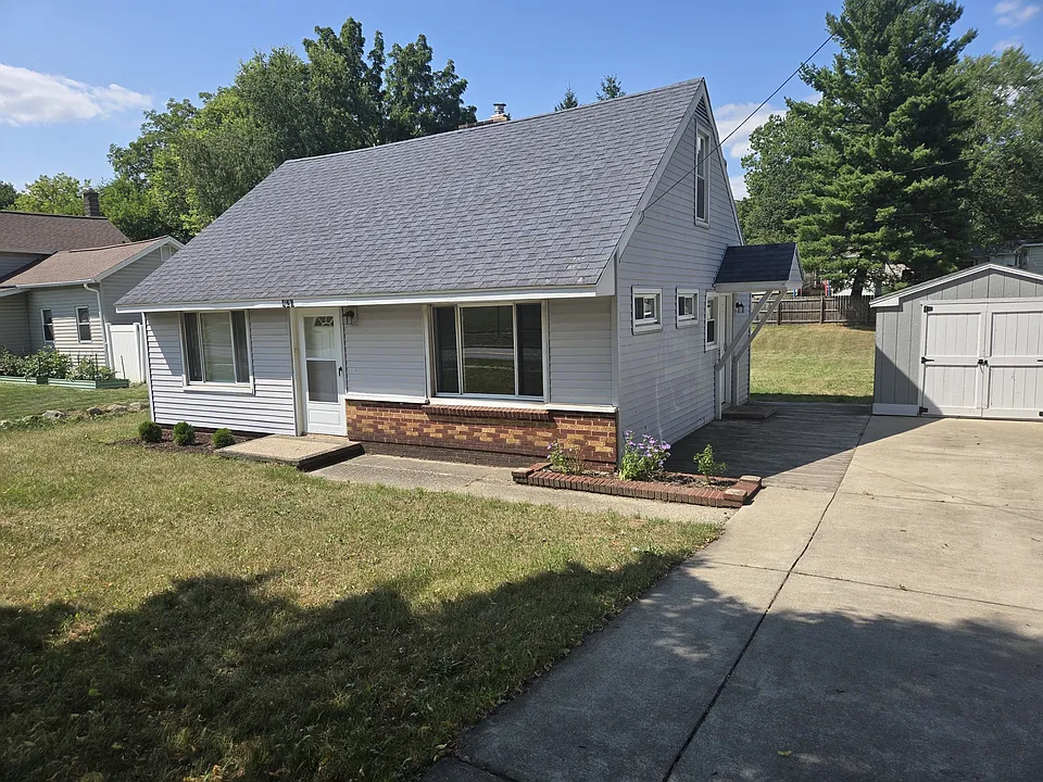 426 W Main St