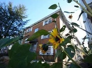 711 18th St #101, Union City, NJ 07087