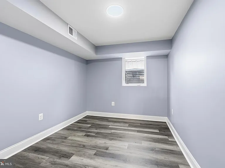 2608 Holly Dr — Photo 33