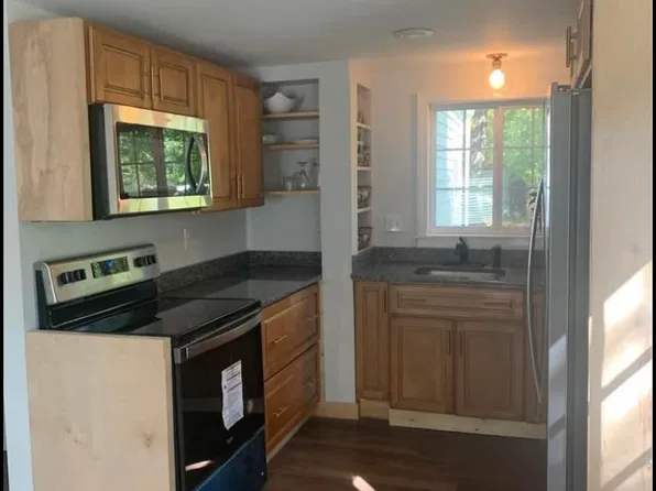 7 Minkema Rd #1, Exeter, RI 02822