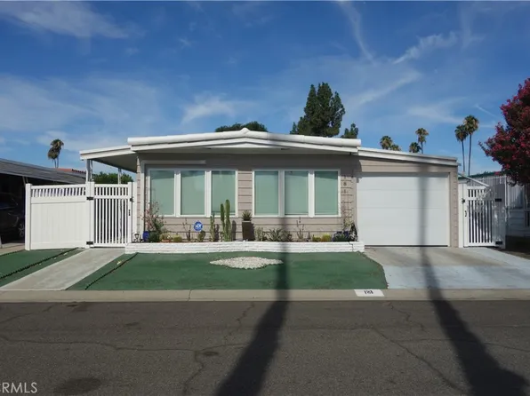 181 Santa Lucia Dr, Hemet, CA 92543
