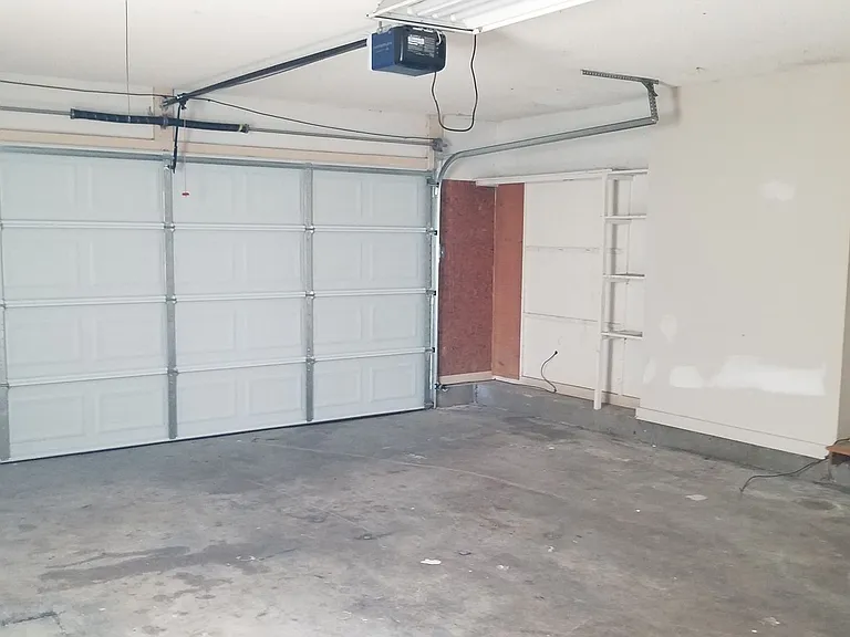 5116 Northridge Rd S — Photo 16