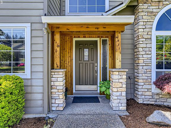 3rd image of 13895 SW Liden Dr