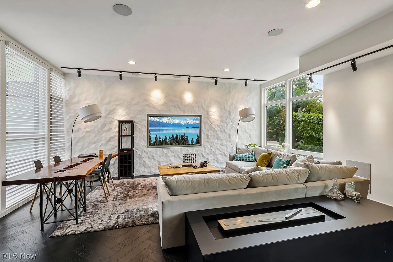 2 bed, 2.5 bath, $4,150 — Photo 2