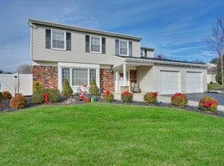 50 Lexington Rd, Freehold, NJ 07728