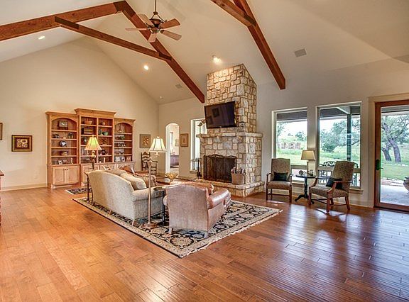 4th image of 3529 La Cumbre Dr