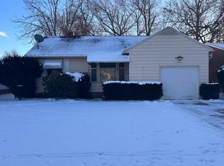 5416 Beacon Ave, Lyndhurst, OH 44124