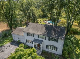 48 W Main St, Mendham Twp., NJ 07945