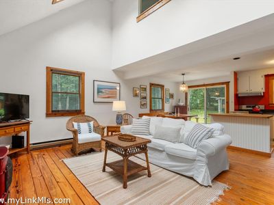 46 Old Coach Rd, West Tisbury, MA, 02575
