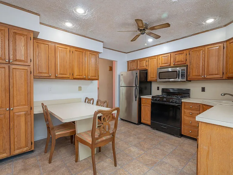 859 Lake Shore Dr — Photo 29