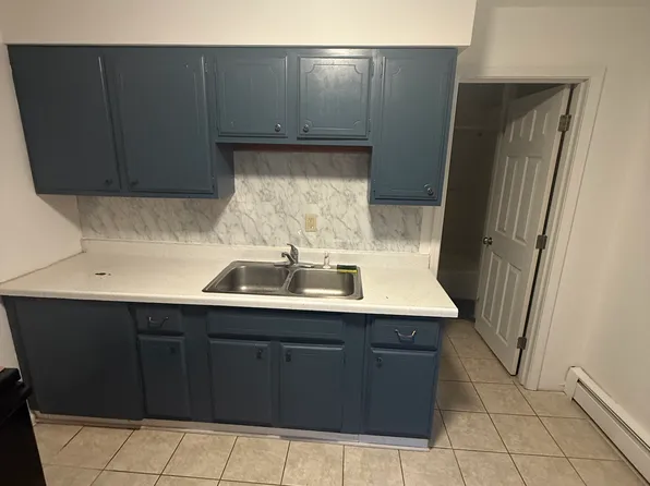 (undisclosed Address), Newport, MN 55055