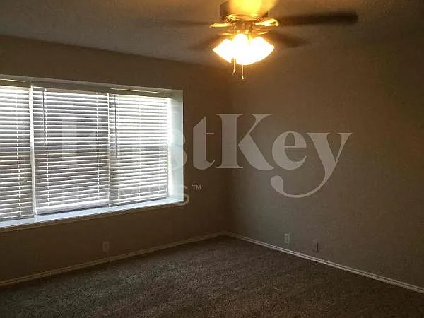 820 Big Sky Ln — Photo 11