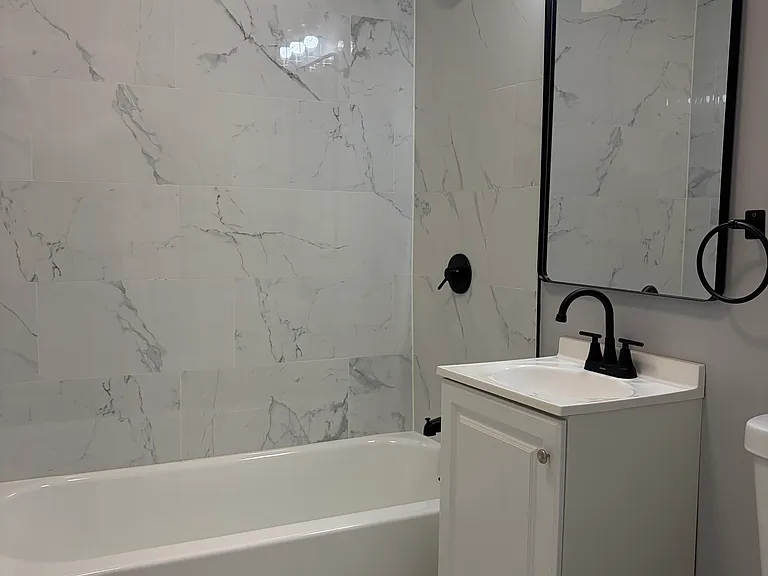 5215 Highland Ave — Photo 8