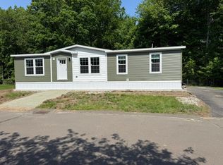 13 Parkwood Dr, West Springfield, MA 01089