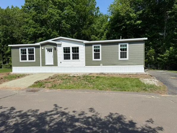 13 Parkwood Dr, West Springfield, MA 01089