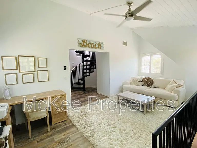 269 Palm Ave — Photo 22