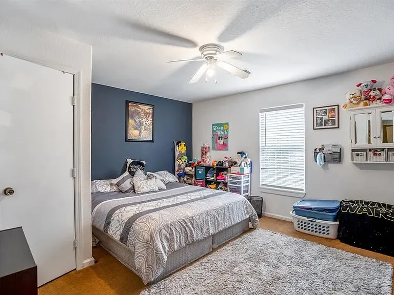10428 Burden St #B — Photo 16