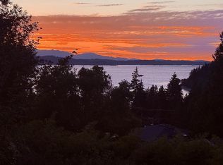 4321 SW Fletcher St, Seattle, WA 98136