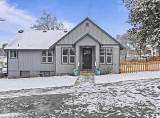 301 1st St, Moro, OR 97039