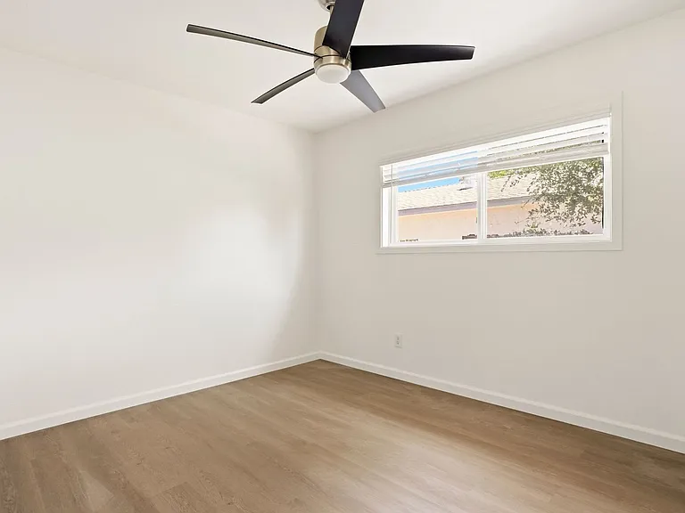 4665 Terry Ln — Photo 19