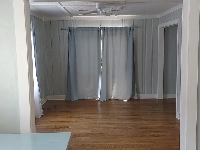 220 Monteray Ave — Photo 12