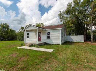 800 Deridder Ave, Mena, AR 71953