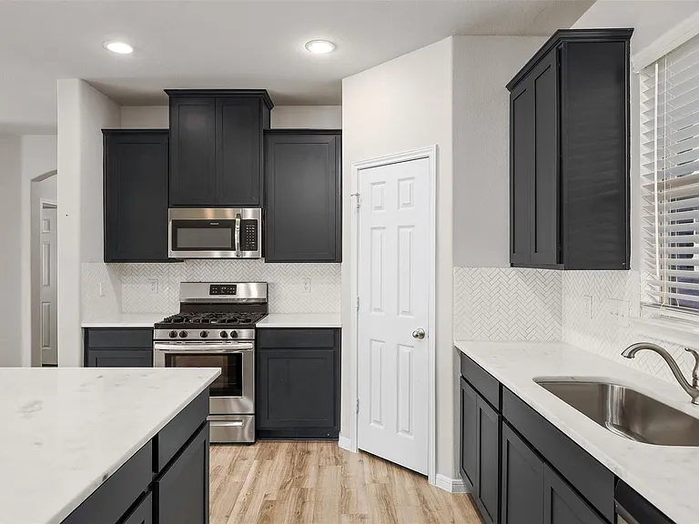 13126 Dancing Reed Dr — Photo 10