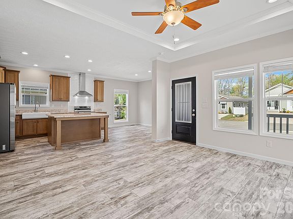 5th image of 130 Bellamy Rd