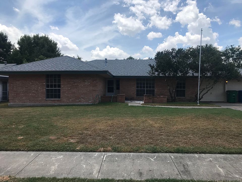 1st image of 234 Meadow Path Dr