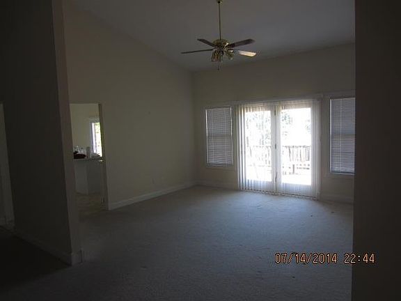 2nd image of 115 Hickory Ln