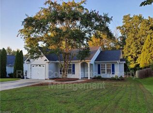 3925 Hickswood Forest Ct, High Point, NC 27265