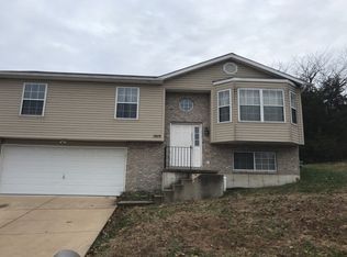 1919 McKinley Range, Festus, MO 63028