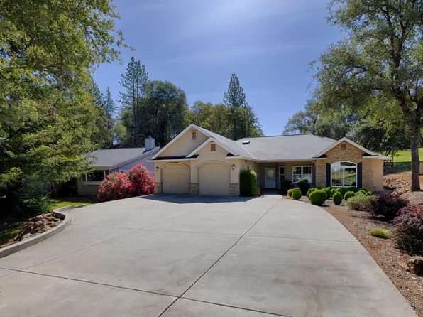 11733 Inverness Way, Auburn, CA 95602