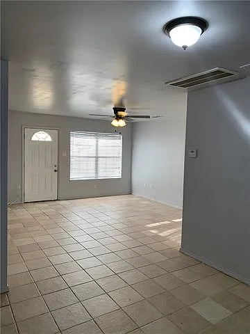 4751 Lynhuber Dr — Photo 2