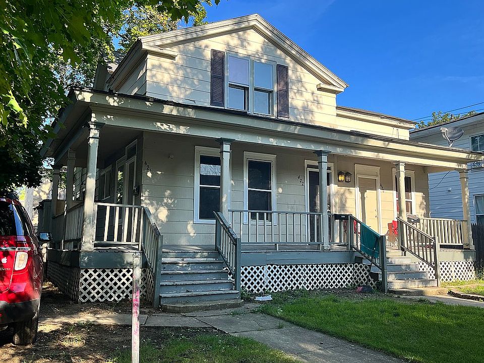 2nd image of 422 Locust St