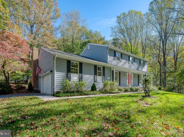 26 Constantine Dr, Phoenix, MD 21131