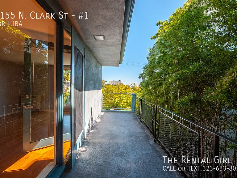1155 N Clark St #1 — Photo 1