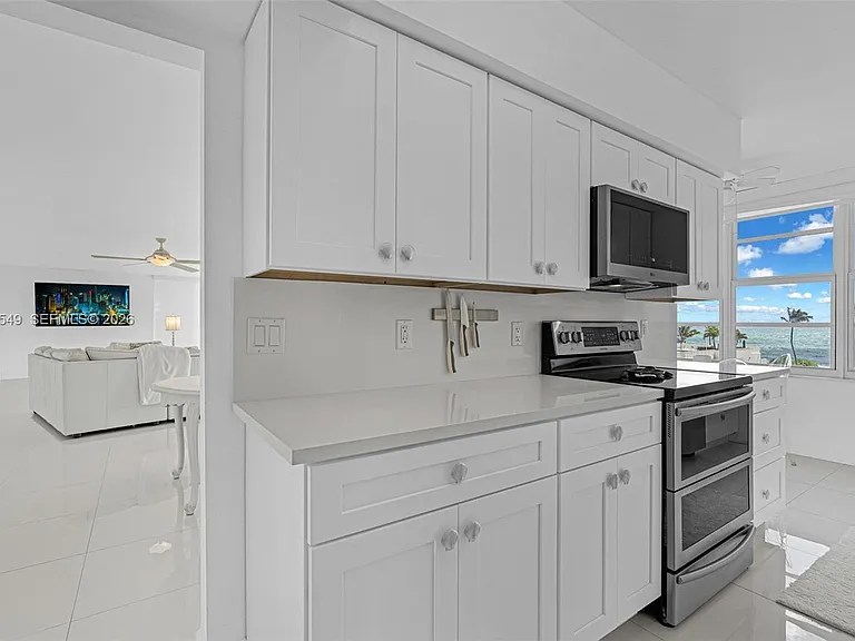 4280 Galt Ocean Dr #2F — Photo 15