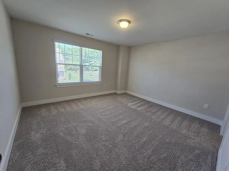 807 Pryor St — Photo 36